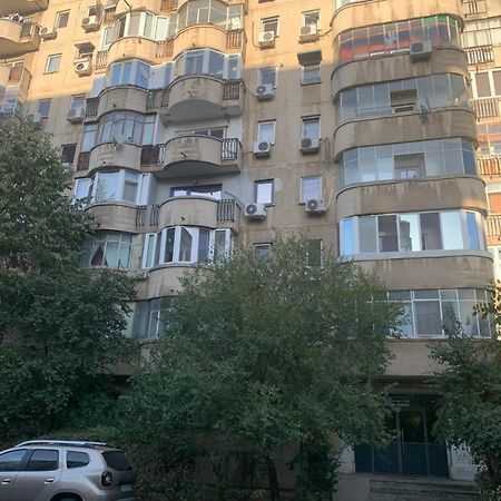 Prosper Plaza Aparthotel Bucarest Exterior foto